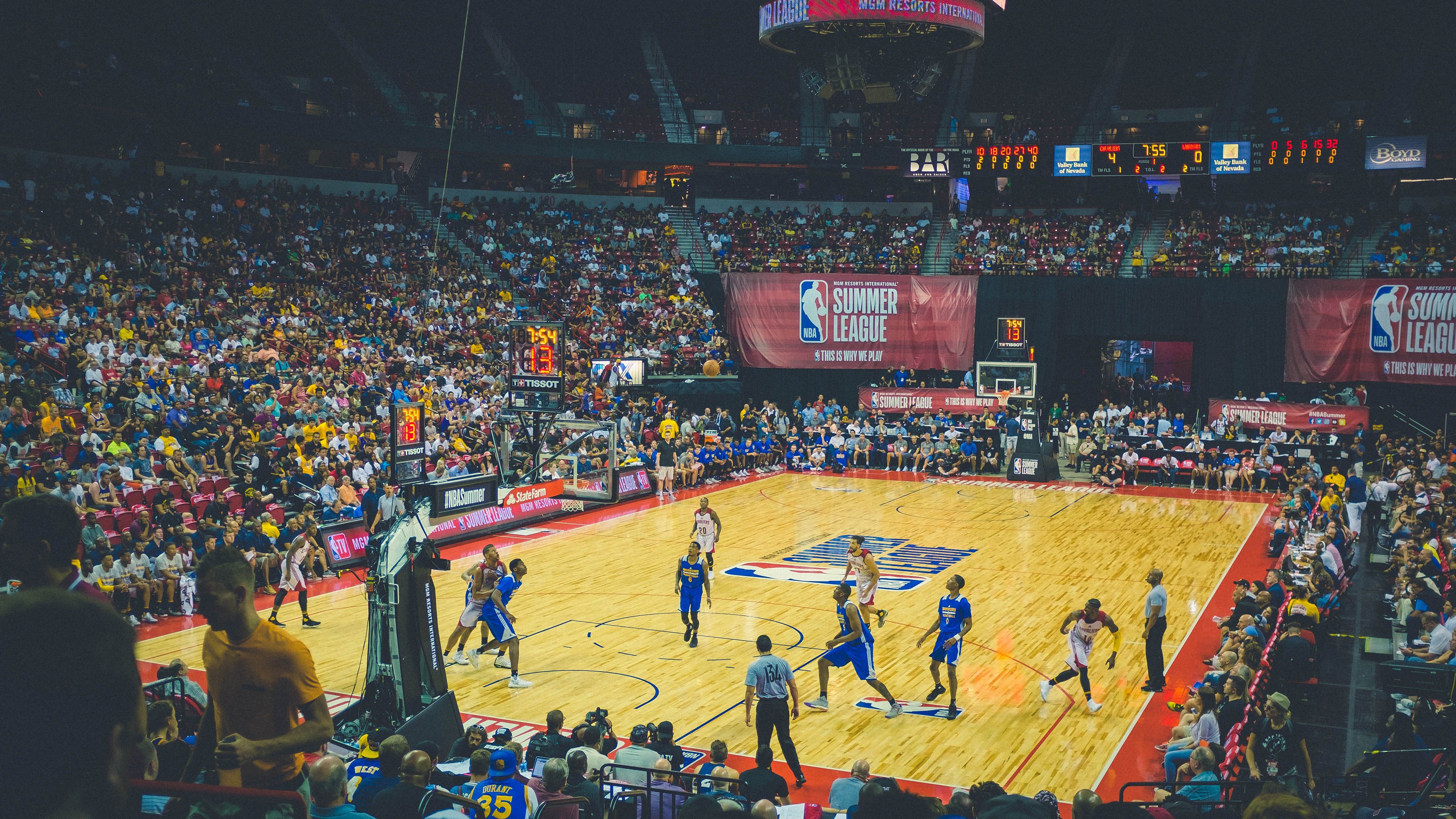 西亚卡姆巅峰对决，巴特勒与70激战G2分钟，败北胜负难料！